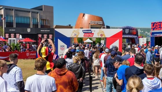 jim-beam-ignites-world-cup-fever-with-epic-atl-kickoff-party-&-buzzy-block-bash-[exclusive]